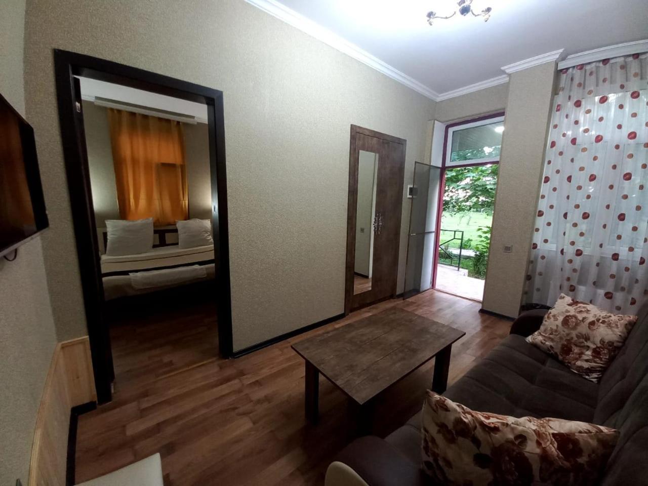 Es Hotel Kolifey Огуз Екстер'єр фото